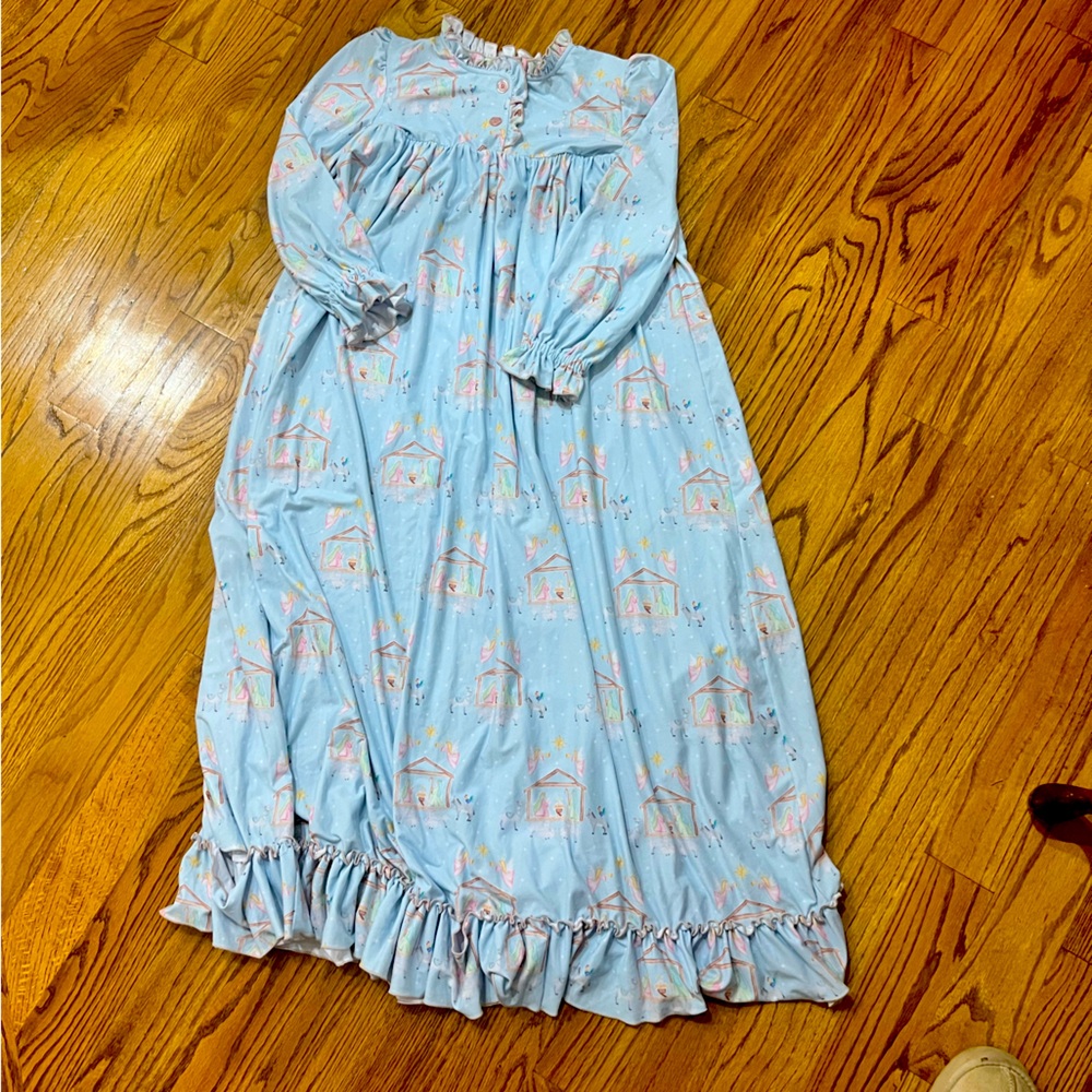 Shrimp and Grits Kids Blue and Pink Nativity Nightgown. Size XXL(11-12)